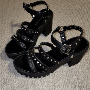 Madden Girl Black Studded Platform Heels Size 7